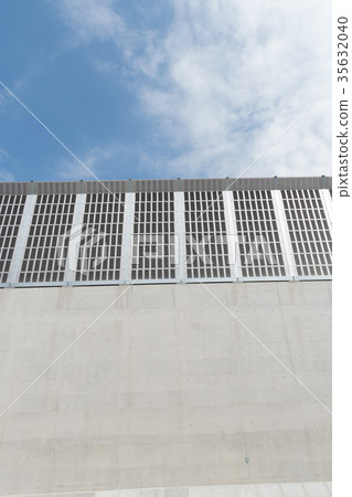 Sound insulation wall 35632040