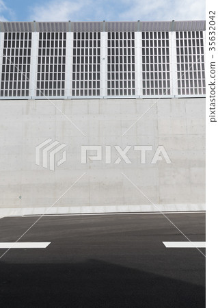 Sound insulation wall 35632042