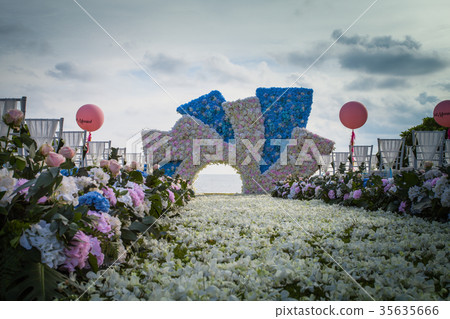roses flower decoration for wedding event roses flower decoration for wedding event 35635666