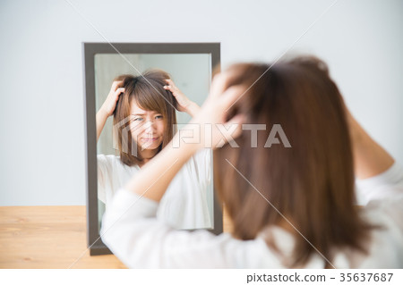 令人興奮的女人 令人興奮的女人 35637687