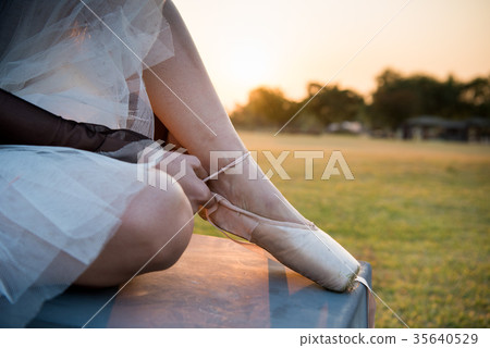 Ballerina Ballerina 35640529