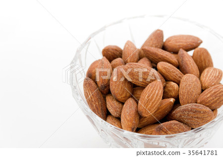 Almond 35641781