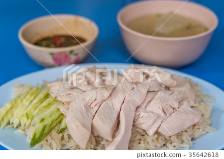 Rice steamed with chicken soup at street food Rice steamed with chicken soup at street food 35642618