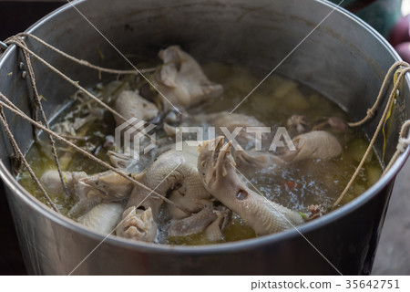 Rice steamed with chicken soup at street food 35642751