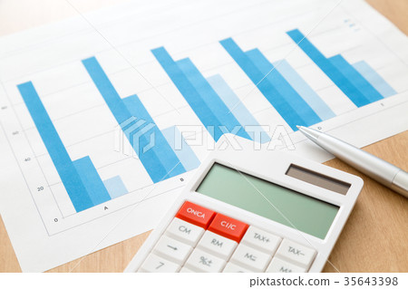 Graph Graph 35643398