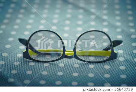 Eyeglasses with nice fabric 35643739