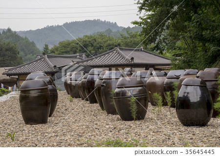 慶北省靈州市慕斯村 慶北省靈州市慕斯村 35645445