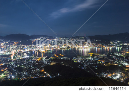 長崎夜視圖從Inasa山的 長崎夜視圖從Inasa山的 35646554