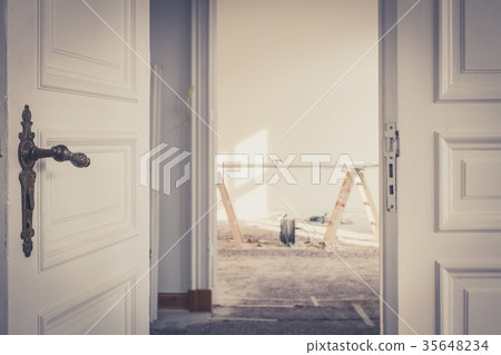 renovation  / restoration - home improvement , 35648234