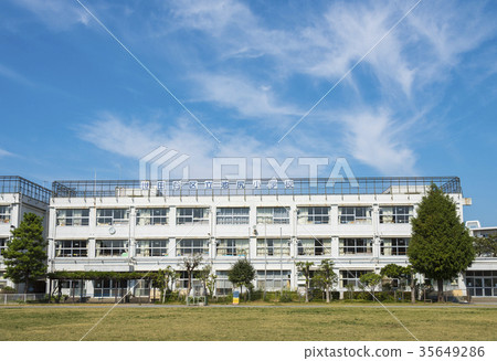 世田谷區池尻小學(東京都世田谷區)的校舍 世田谷區池尻小學(東京都世田谷區)的校舍 35649286