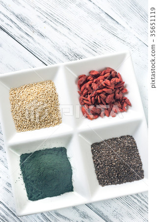 Superfoods on the four-section plate 35651119