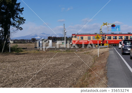 Mt. Kogen and Emeizan Line Kiha 40 Las Tran 35653274