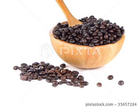 wood cup of coffee on whiite background 35657284