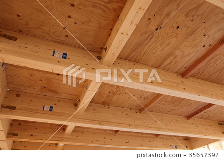 木製建築工地 木製建築工地 35657392