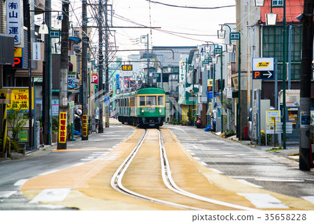 Enoshi Ekimae路面部分 35658228