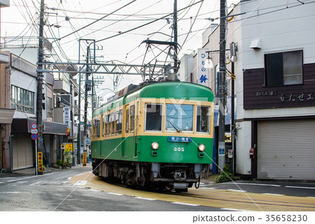 Enoshi Ekimae路面部分 35658230