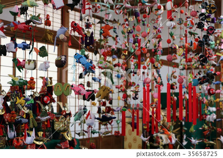 它掛娃娃 35658725