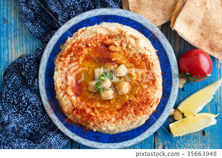 Chickpea paste, appetizer made of chickpeas,dip  35663948
