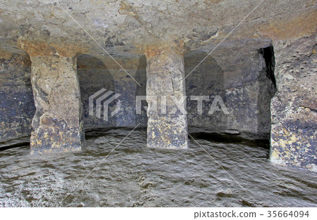 Pillars in an ancient tomb, Tierradentro, Colombia Pillars in an ancient tomb, Tierradentro, Colombia 35664094
