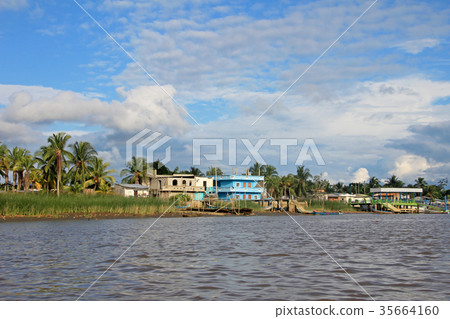 Traditional fishing boats and houses, Cayapas 35664160