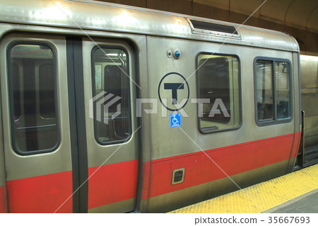 波士頓景觀，地鐵（美國） 35667693