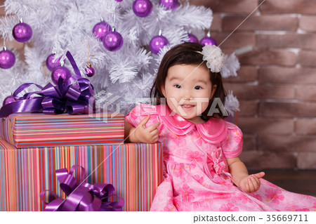 Asian little cute girl wearing pink casual dress Asian little cute girl wearing pink casual dress 35669711