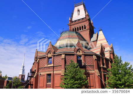 Scenery around Harvard University-Sanders Theater (US) 35670084