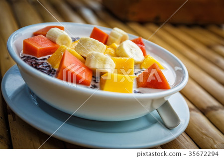 Sweet fruit dessert 35672294