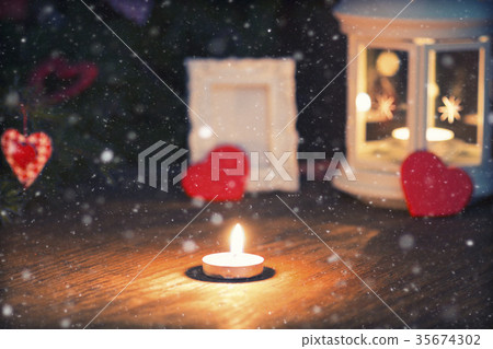 lighting candle tree 35674302