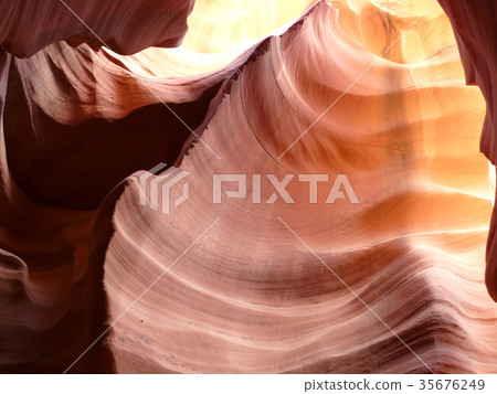 Rock wall of Antelope Canyon, USA 35676249