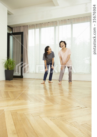 瑜伽，伸展，媽媽，女兒 35676984