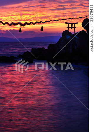 Chisenishi Maruiwa sunset Ebisu shrine Fukuishi-like Nagasaki 35679451