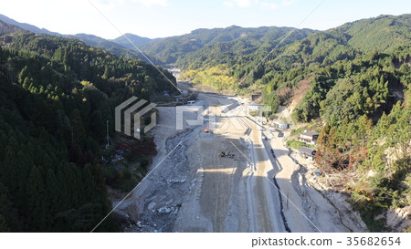 Aerial view November 11, 2017 shooting Asakura-shi Kutsuki Matsusu after heavy rain in northern Kyushu Aerial view November 11, 2017 shooting Asakura-shi Kutsuki Matsusu after heavy rain in northern Kyushu 35682654
