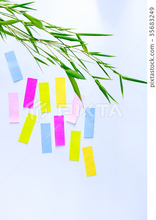 Sticky paper strip Sticky paper strip 35683249