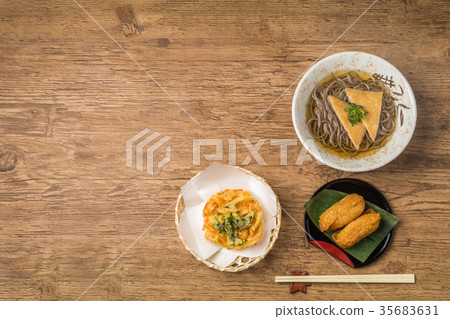 Fried buckwheat (Japanese noodles) 4 Fried buckwheat (Japanese noodles) 4 35683631