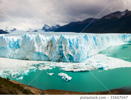 Perito Moreno Glacier 35687047