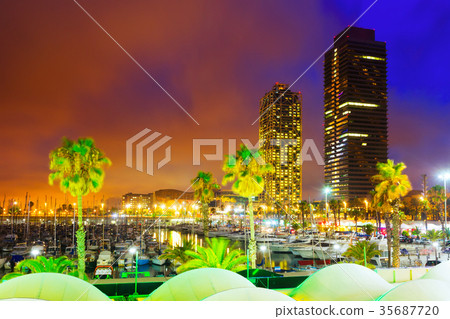 Night view of new seaside of Barcelona Night view of new seaside of Barcelona 35687720
