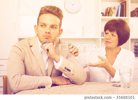 woman tries to persuade man woman tries to persuade man 35688101