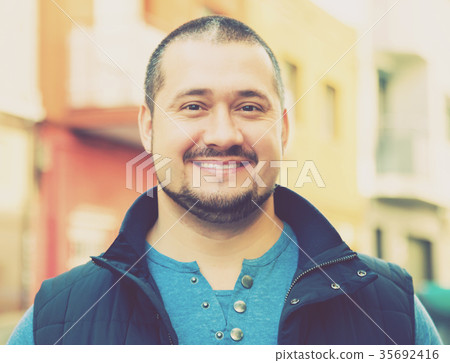 Handsome man with a beard 35692416