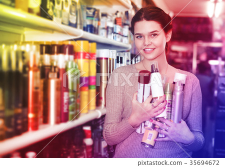 Customer looking for hair care products 35694672