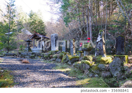 Shinshu's cultural property Kibuchi Kaidakogen Stone Buddha Buddha of Shimatsu-ji Temple Stone craft Buddha of Moriya Koji remains Shinshu's cultural property Kibuchi Kaidakogen Stone Buddha Buddha of Shimatsu-ji Temple Stone craft Buddha of Moriya Koji remains 35698841