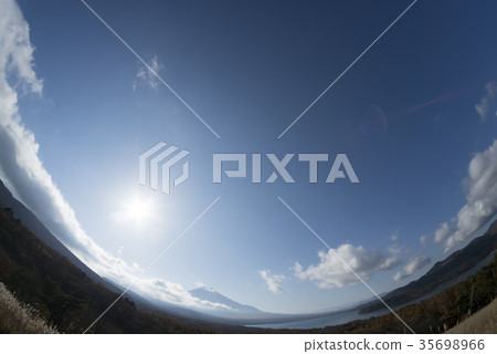 Mt. Fuji Sun with blue sky and backlight Mt. Fuji Sun with blue sky and backlight 35698966