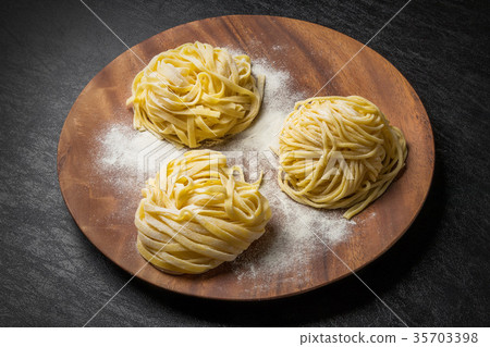 自製原料麵食原料麵食 35703398