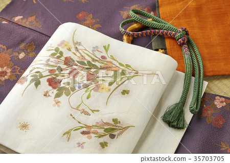 Kimono 35703705