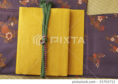 Kimono 35703712