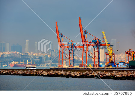 Logistics and transportation of Container Cargo Logistics and transportation of Container Cargo 35707990
