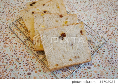 Bread with dried fruits, sliced bread, cut Bread with dried fruits, sliced bread, cut 35708981