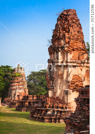 Old Temple of Ayuthaya, Thailand 35712596