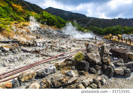 雲仙地獄和秋葉八十萬地獄長崎 雲仙地獄和秋葉八十萬地獄長崎 35713591