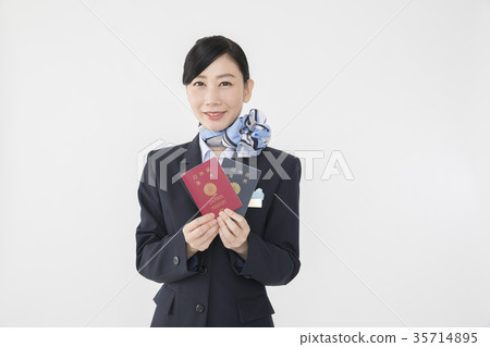 CA客艙服務員與護照 35714895